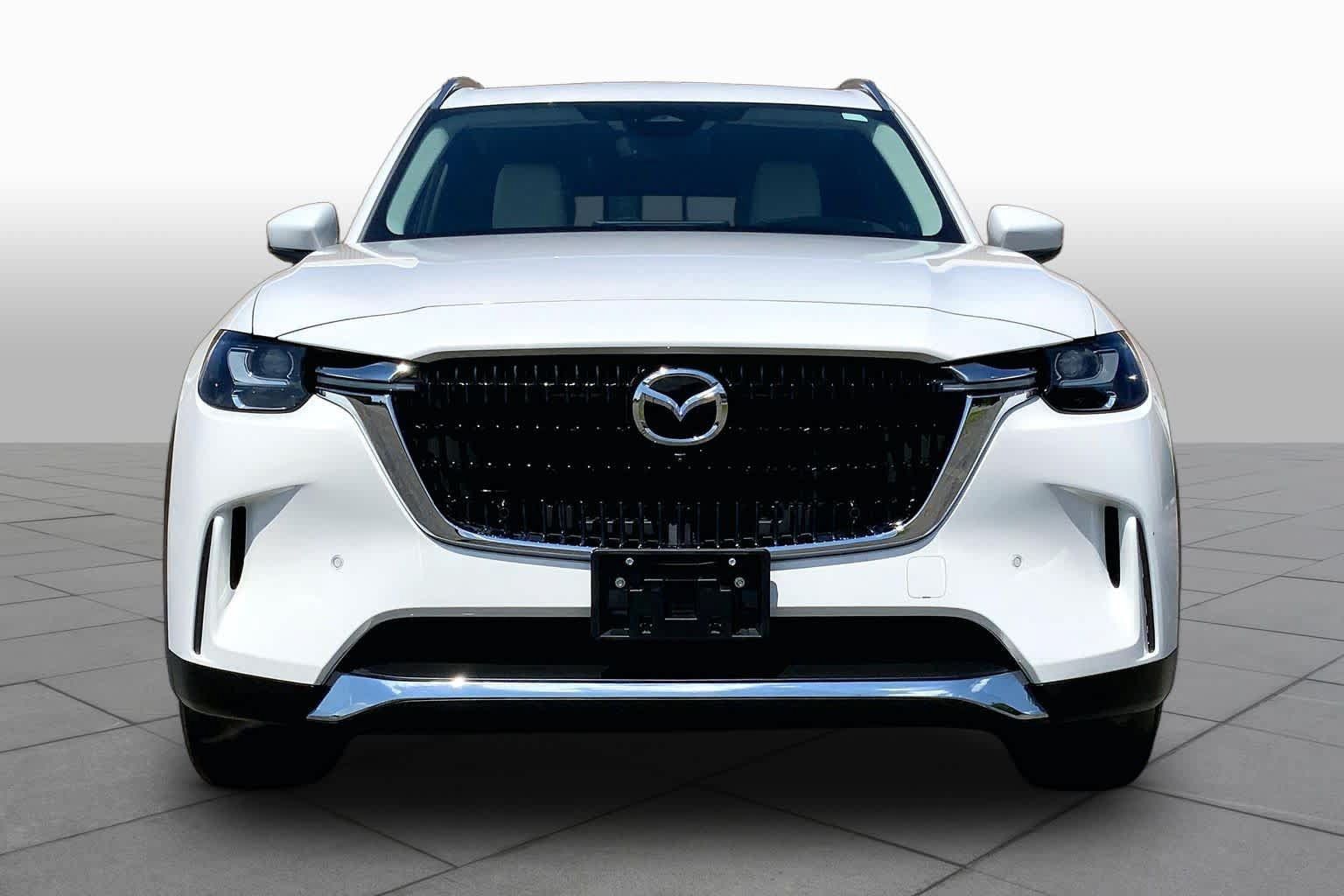 Certified 2024 MAZDA CX-90 Plug-In Hybrid w/ Premium Plus AWD/4WD image 4