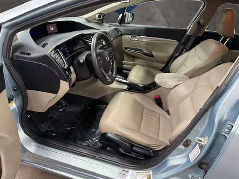 Used 2013 Honda Civic Hybrid Sedan image 12