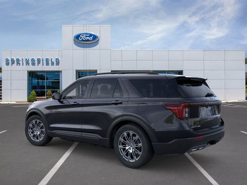 New 2026 Ford Explorer Active image 4