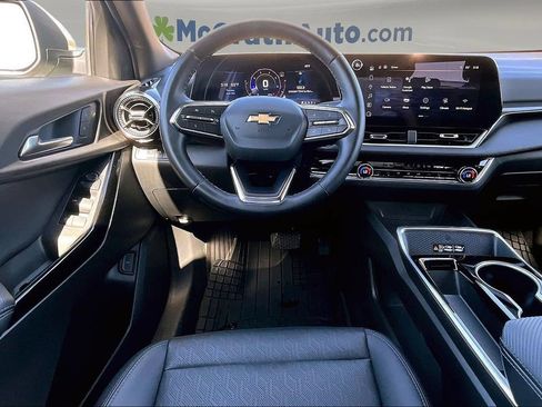 Used 2025 Chevrolet Equinox LT w/ Convenience Package II AWD/4WD image 10