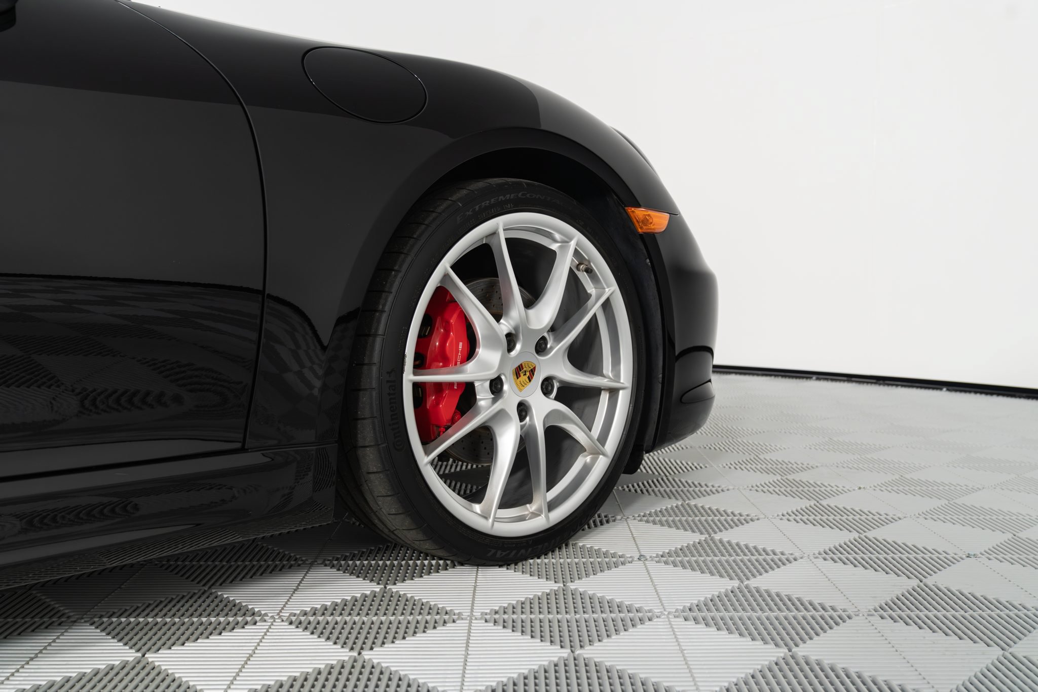 Used 2015 Porsche Boxster S RWD image 24