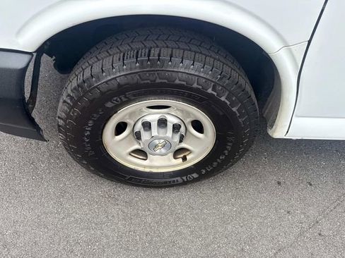 Used 2020 Chevrolet Express 2500 w/ Driver Convenience Package image 11