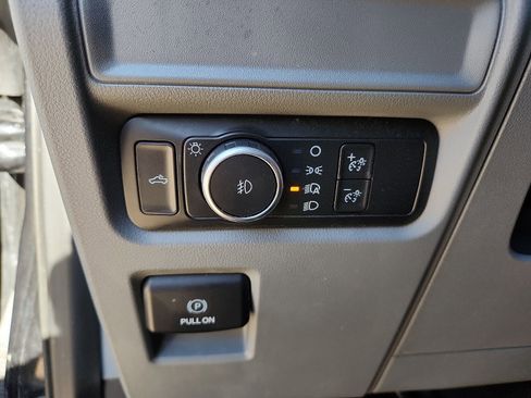 Used 2022 Ford F150 XLT image 14