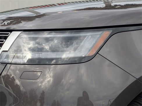 Used 2024 Land Rover Range Rover Autobiography image 10