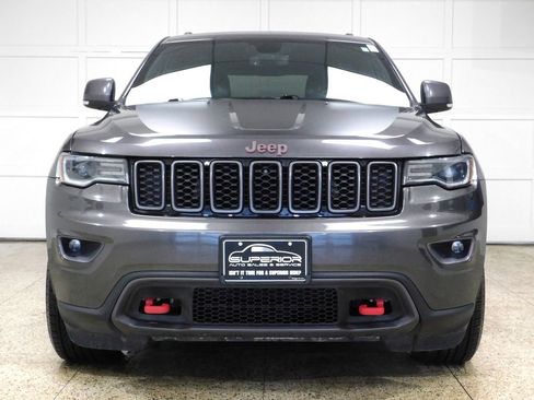 Used 2021 Jeep Grand Cherokee Trailhawk w/ Premium Lighting Group AWD/4WD image 4