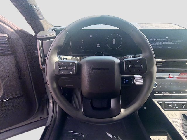 Used 2025 Hyundai Santa Fe Calligraphy AWD/4WD image 11