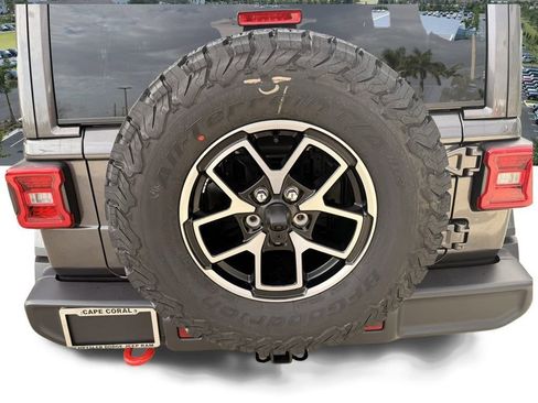 New 2026 Jeep Wrangler Unlimited Rubicon AWD/4WD image 33