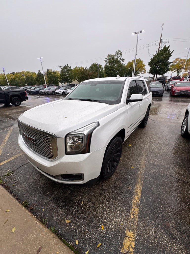 Used 2017 GMC Yukon Denali w/ Open Road Package AWD/4WD image 1