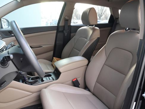 Used 2020 Hyundai Tucson Limited image 31