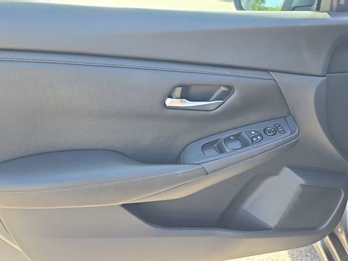 Certified 2024 Nissan Sentra SV FWD image 17