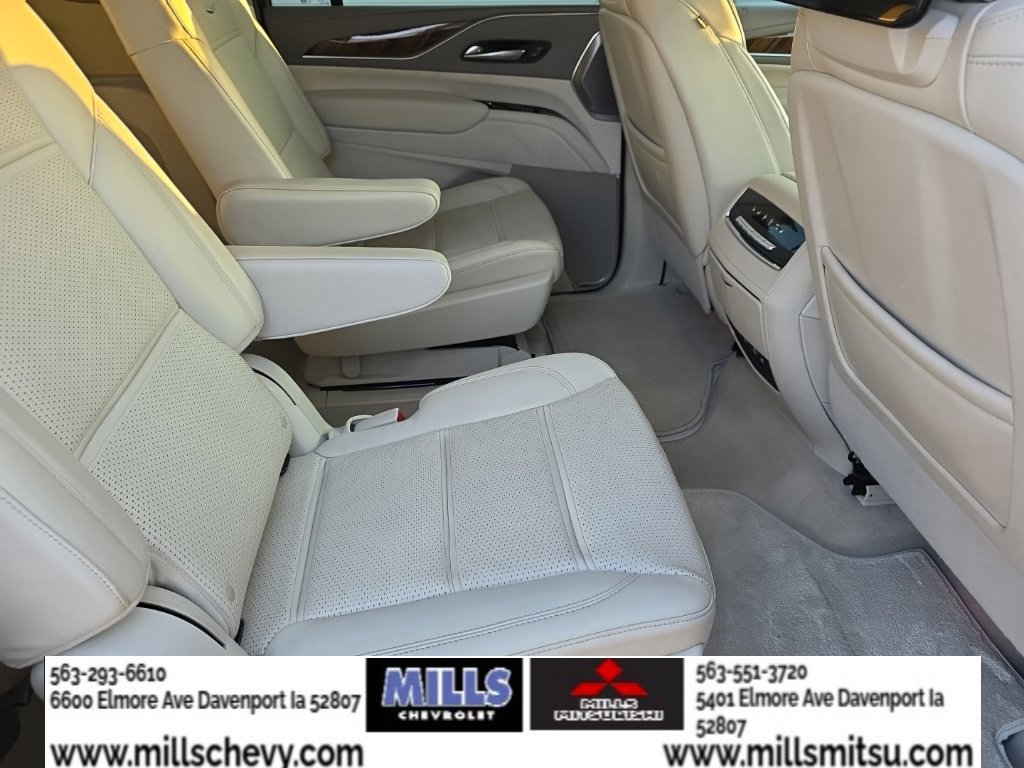 Used 2022 Cadillac Escalade ESV Sport Platinum w/ LPO, ONYX Package AWD/4WD image 20