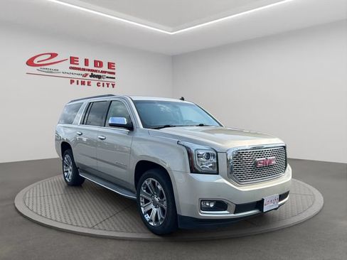 Used 2015 GMC Yukon XL SLE w/ Convenience Package AWD/4WD image 12