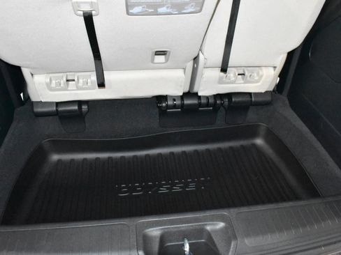 New 2026 Honda Odyssey Touring image 37