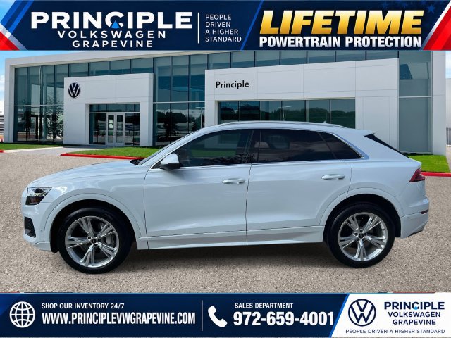 Used 2023 Audi Q8 Premium w/ Convenience Package AWD/4WD image 5