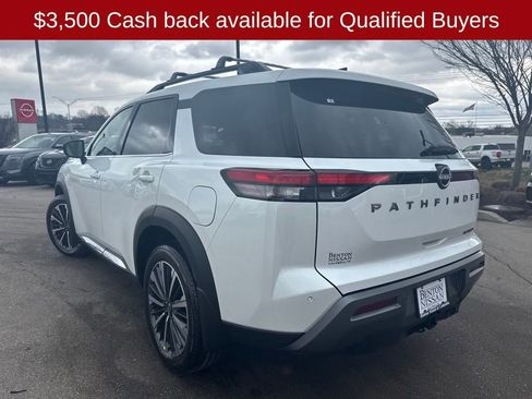 New 2026 Nissan Pathfinder Platinum image 6