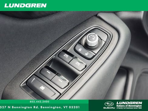 Used 2023 Subaru Outback Premium image 28