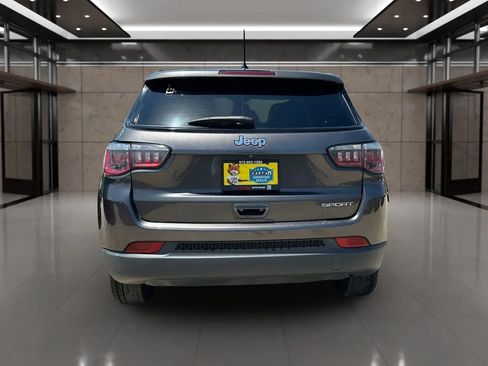 Used 2018 Jeep Compass Sport FWD image 6