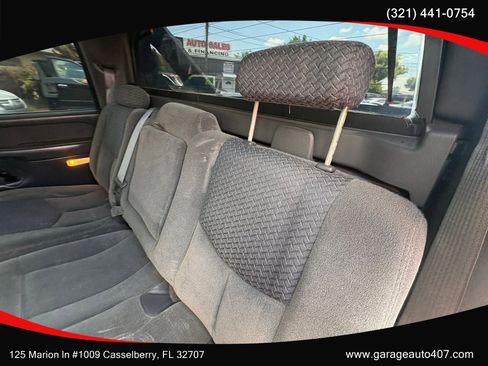 Used 2003 Chevrolet Avalanche 4x4 w/ Suspension Package, Off-Road image 20