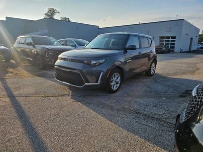 Certified 2024 Kia Soul LX w/ Option Group 015