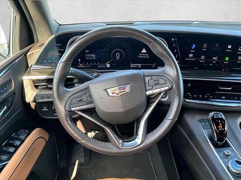 Used 2023 Cadillac Escalade ESV Sport w/ LPO, ONYX Package image 7