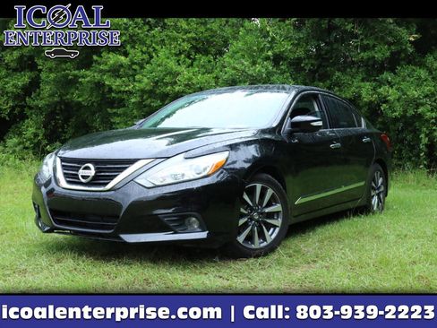 Used 2016 Nissan Altima 2.5 SV image 1