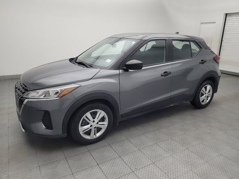 Used 2024 Nissan Kicks S FWD image 2