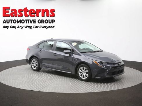 Used 2026 Toyota Corolla LE FWD image 47