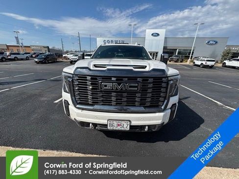 Used 2024 GMC Sierra 3500 Denali Ultimate image 2