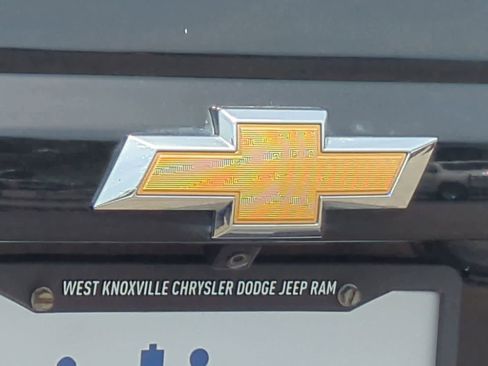 Used 2020 Chevrolet Suburban LT AWD/4WD image 11