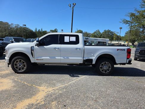 Used 2024 Ford F350 Limited w/ FX4 Off-Road Package AWD/4WD image 8