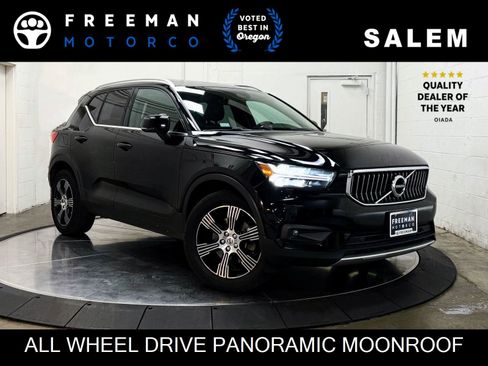 Used 2019 Volvo XC40 T5 Inscription image 1