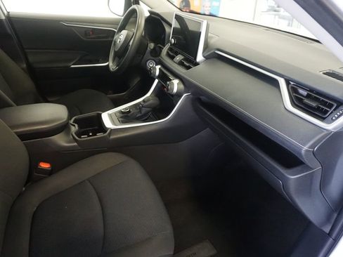 Certified 2025 Toyota RAV4 LE AWD/4WD image 23