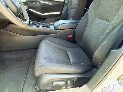 Used 2023 Honda Accord EX image 27