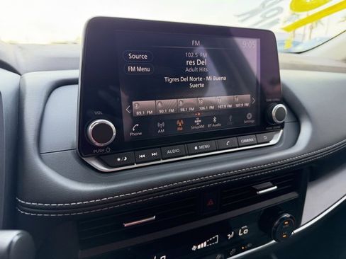 Certified 2023 Nissan Rogue SV image 19