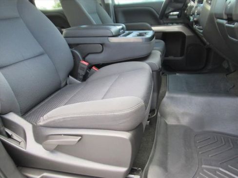 Used 2018 Chevrolet Silverado 1500 LT image 10