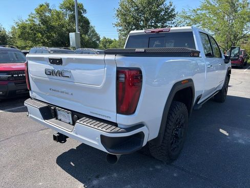 Used 2025 GMC Sierra 2500 Denali Ultimate AWD/4WD image 3
