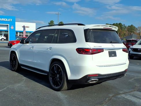 Used 2025 Mercedes-Benz GLS 580 GLS 580 4MATIC image 17