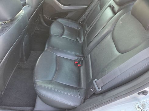 Used 2012 Hyundai Elantra Limited w/ Technology Pkg 5 image 11
