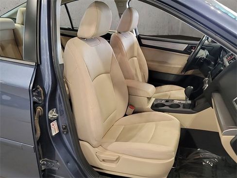 Used 2016 Subaru Legacy 2.5i Premium w/ Moonroof Package image 31