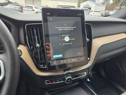 New 2026 Volvo XC60 B5 Plus w/ Protection Package Premier image 25