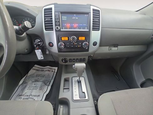 Used 2019 Nissan Frontier SV w/ Value Truck Package image 11