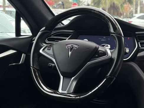 Used 2018 Tesla Model S 100D image 24