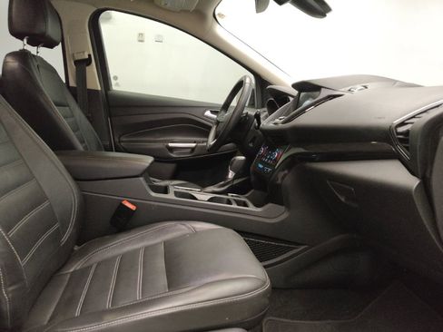 Used 2017 Ford Escape Titanium FWD image 21