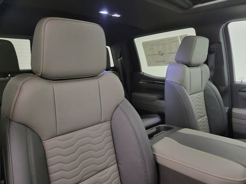 New 2026 Chevrolet Silverado 1500 ZR2 image 44