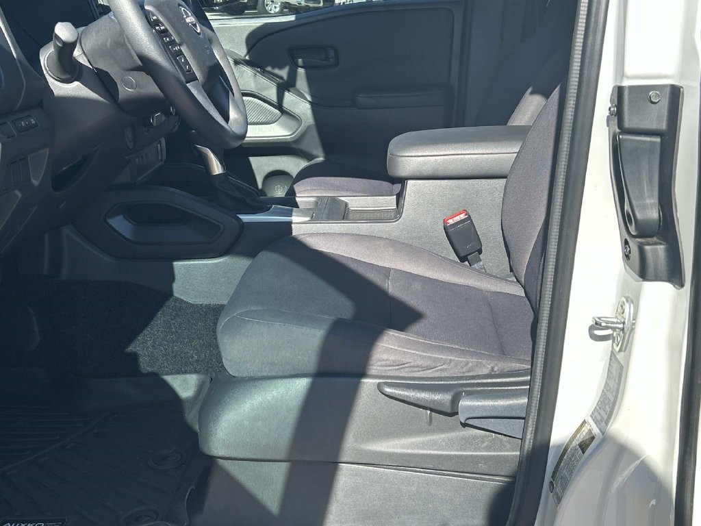 Used 2024 Nissan Frontier S RWD image 13