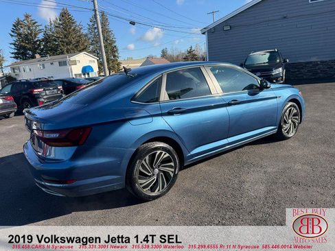 Used 2019 Volkswagen Jetta SEL Premium image 3