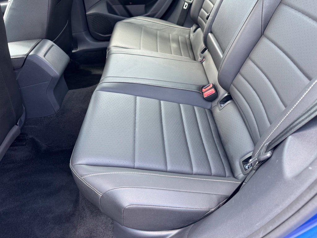 Used 2024 Volkswagen Jetta SE FWD image 16