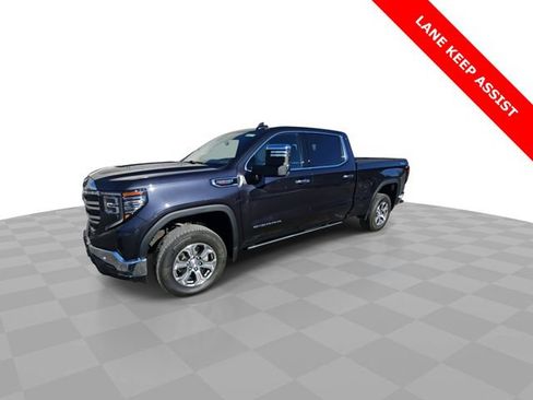 Used 2023 GMC Sierra 1500 SLT w/ SLT Convenience Package image 4