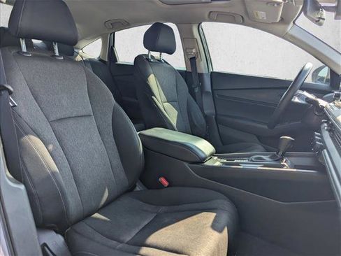 Used 2024 Honda Accord EX image 27