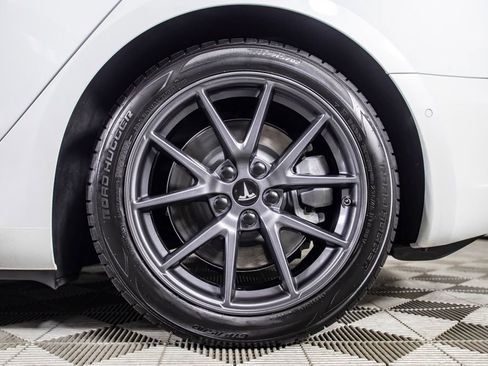 Used 2021 Tesla Model 3 Standard Range Plus image 38